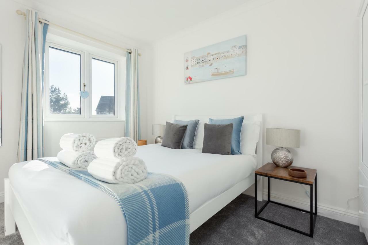 Vila Fantasea Poole Exteriér fotografie