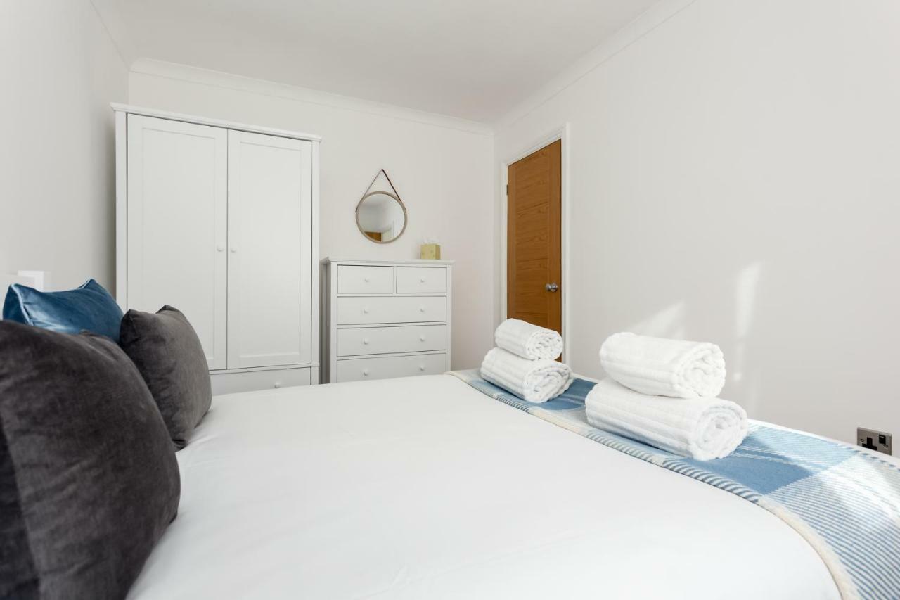 Vila Fantasea Poole Exteriér fotografie