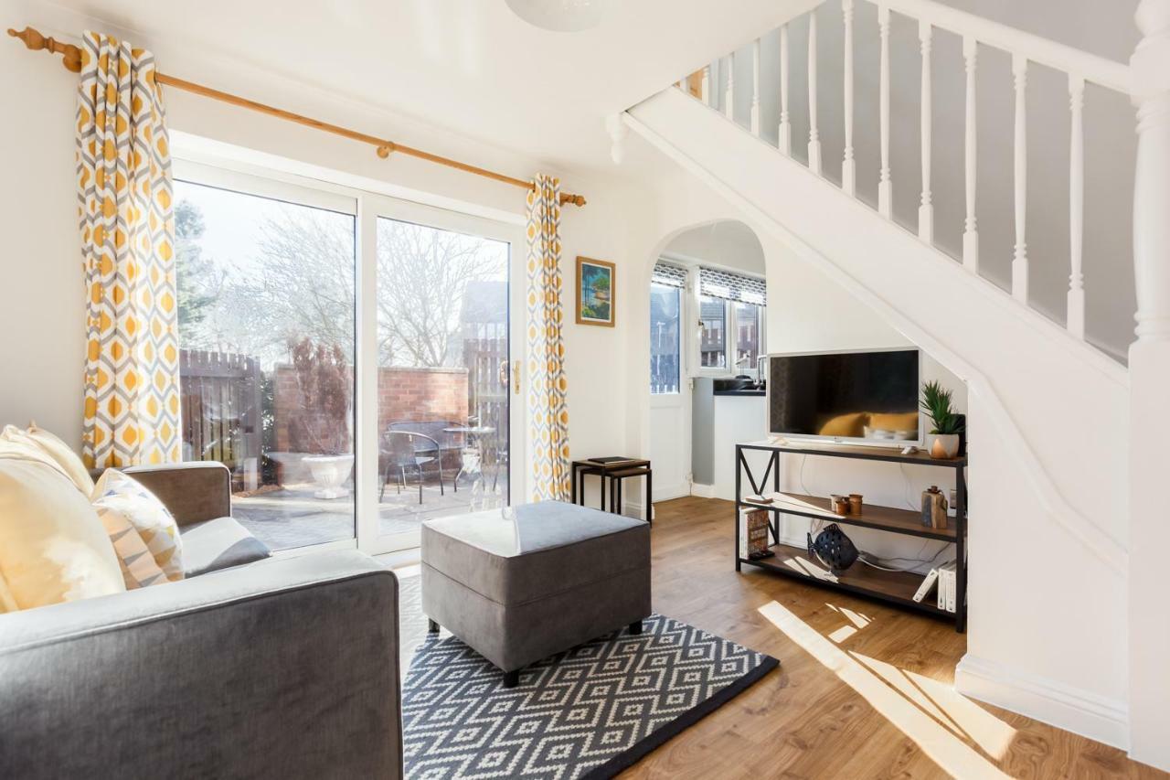 Vila Fantasea Poole Exteriér fotografie